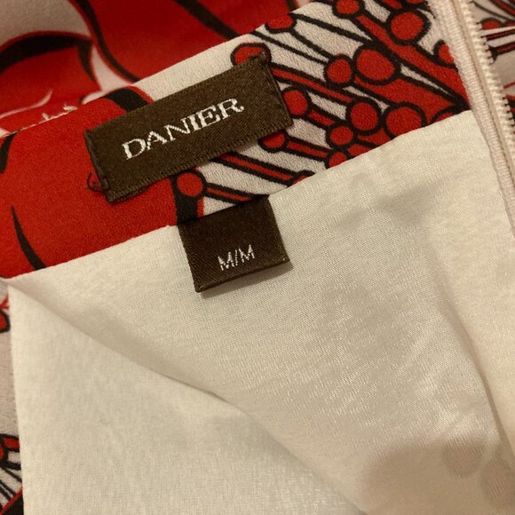 #80 Danier A-Line Skirt, Size Medium - Picture 4 of 4